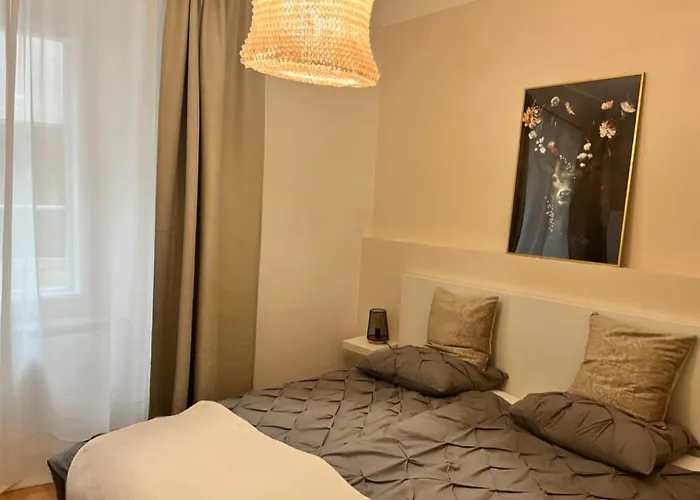 In Susanne's Feelathome Big * 格拉茨